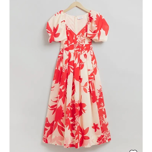 & Other Stories Voluminous Pleated Detail Maxi Dress - 6 - Picture 3 of 6